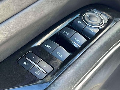 2022 Cadillac Escalade Sport