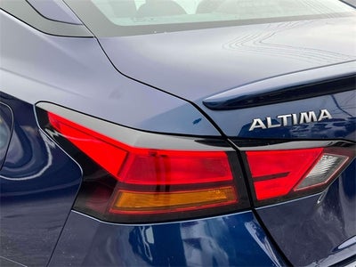 2023 Nissan Altima 2.0 SR