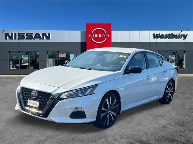 2022 Nissan Altima 2.5 SR