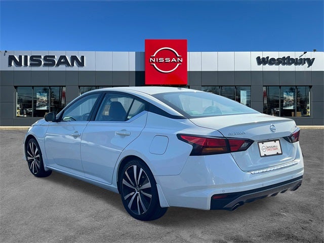2022 Nissan Altima 2.5 SR