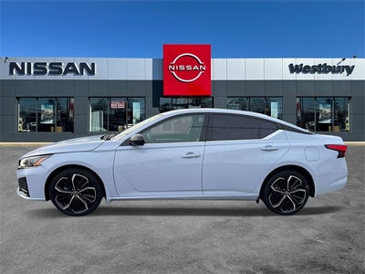 2023 Nissan Altima 2.5 SR