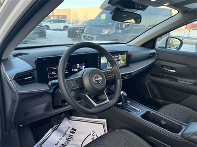 2025 Nissan Kicks SV