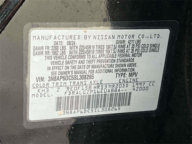 2025 Nissan Kicks SR