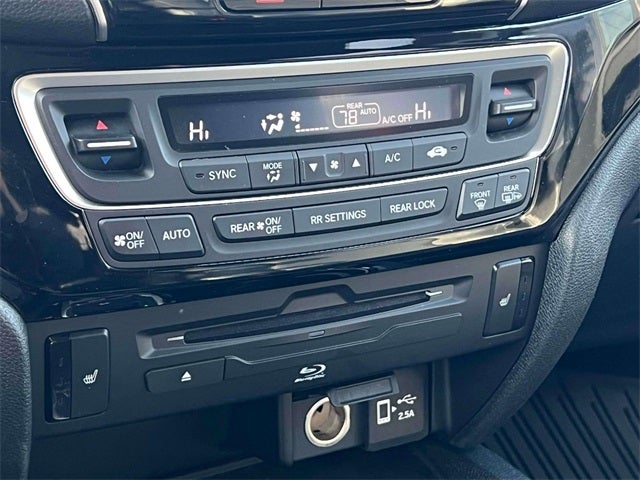 2022 Honda Pilot Touring 7 Passenger