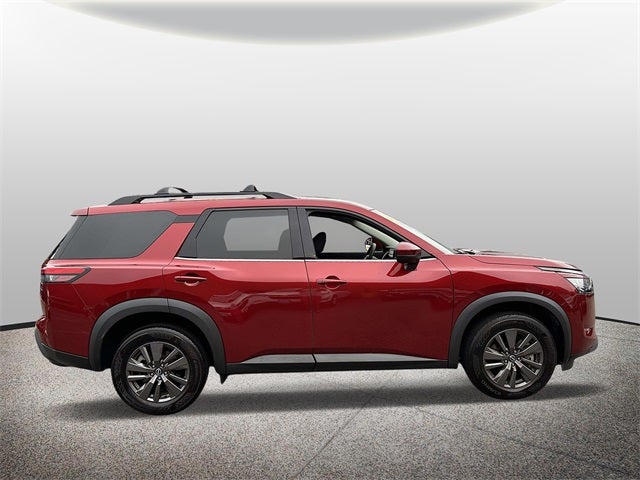 2023 Nissan Pathfinder SV