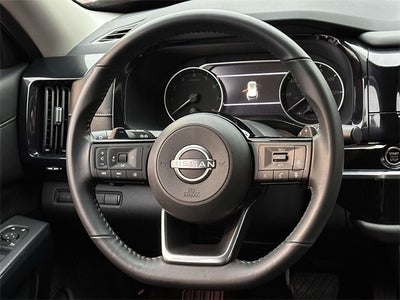 2023 Nissan Pathfinder SV