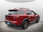 2023 Nissan Pathfinder SV