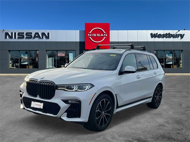 2021 BMW X7 M50i