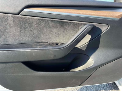 2022 Tesla Model 3 Base