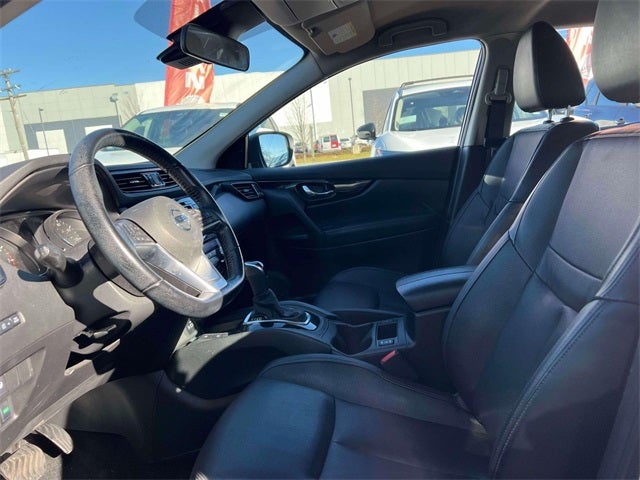 2022 Nissan Rogue Sport SL