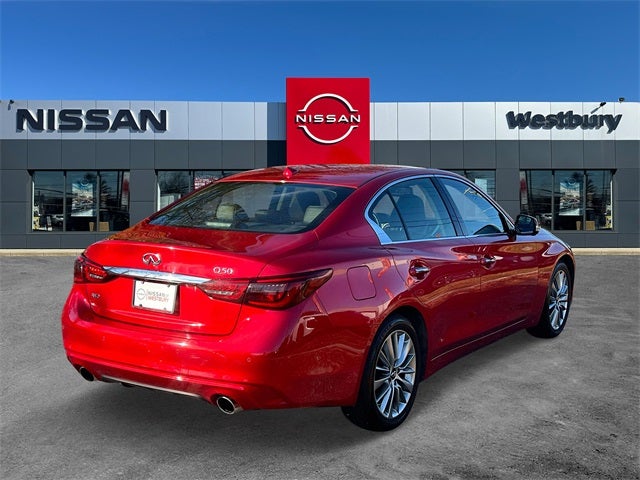 2023 INFINITI Q50 LUXE