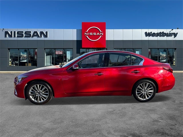 2023 INFINITI Q50 LUXE