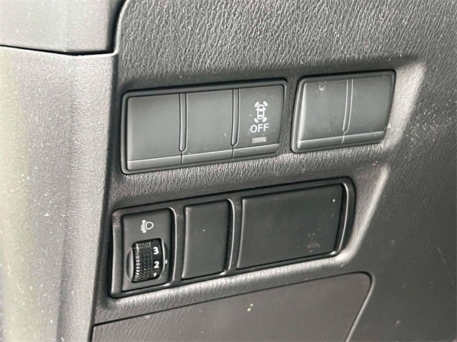 2017 Nissan Armada SV