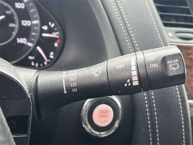 2017 Nissan Armada SV