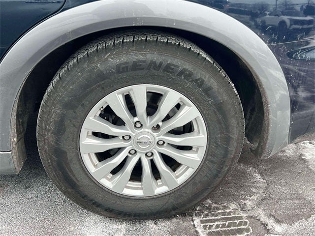 2017 Nissan Armada SV