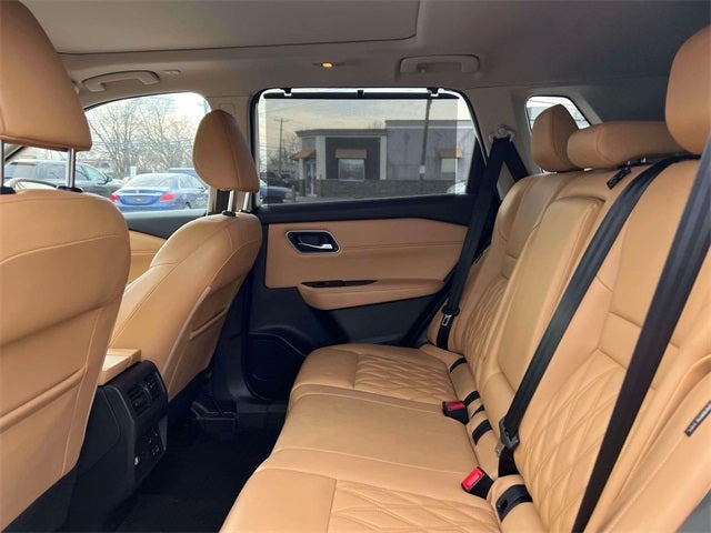 2022 Nissan Rogue Platinum