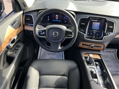 2024 Volvo XC90 B6 Plus Bright Theme