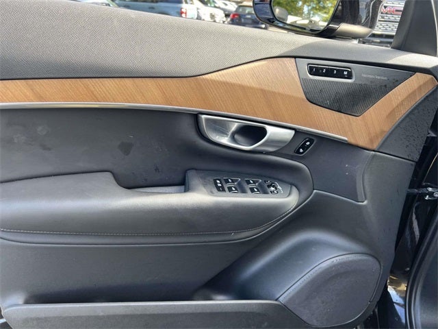 2024 Volvo XC90 B6 Plus Bright Theme