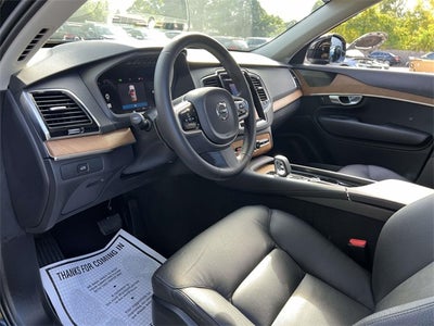 2024 Volvo XC90 B6 Plus Bright Theme