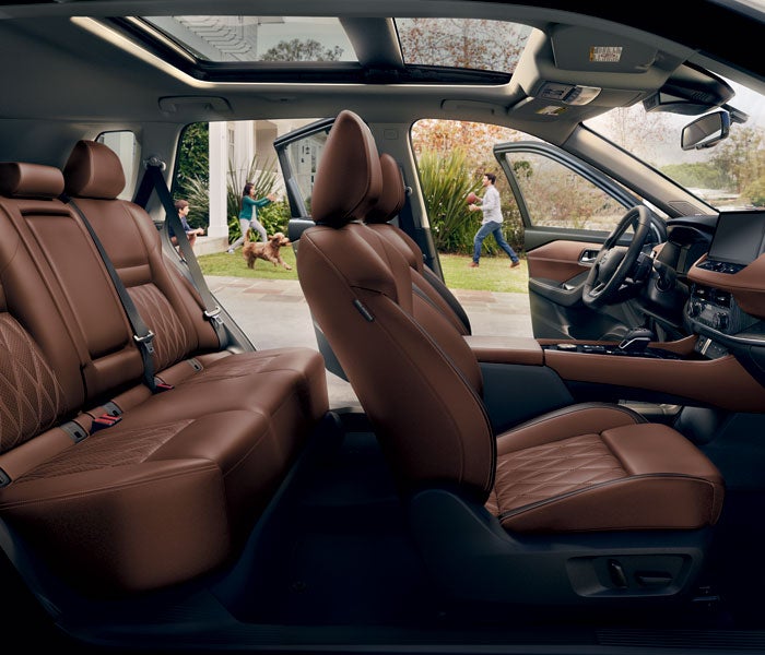 Nissan of Westbury in Westbury NY