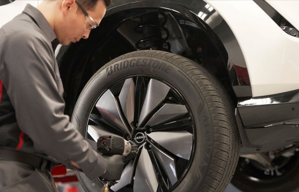 Nissan of Westbury in Westbury NY